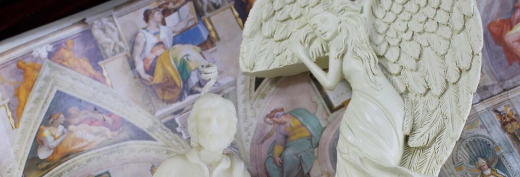 SACRAMENTOS tiene  como función y principal objetivo generar ARTE SACRO mediante el diseño,  fabricación y restauración de productos y servicios para Iglesia Católica. 